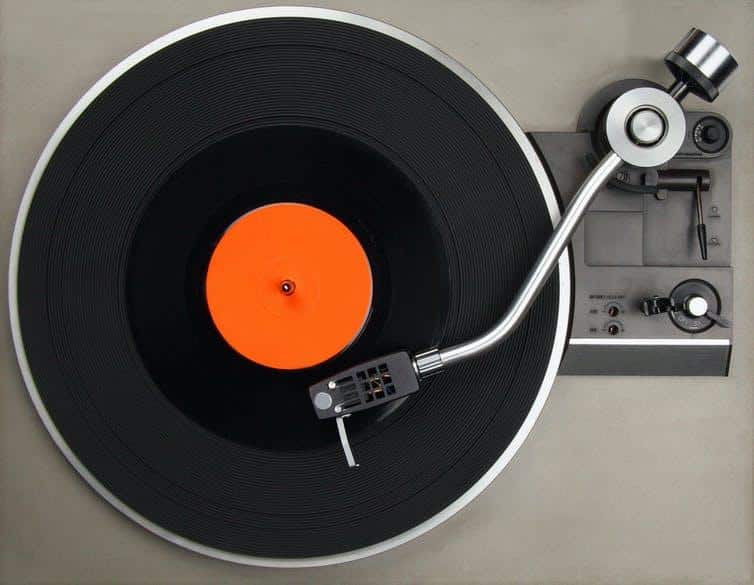 7 raisons pour lesquelles vous devriez acheter un tourne-disque